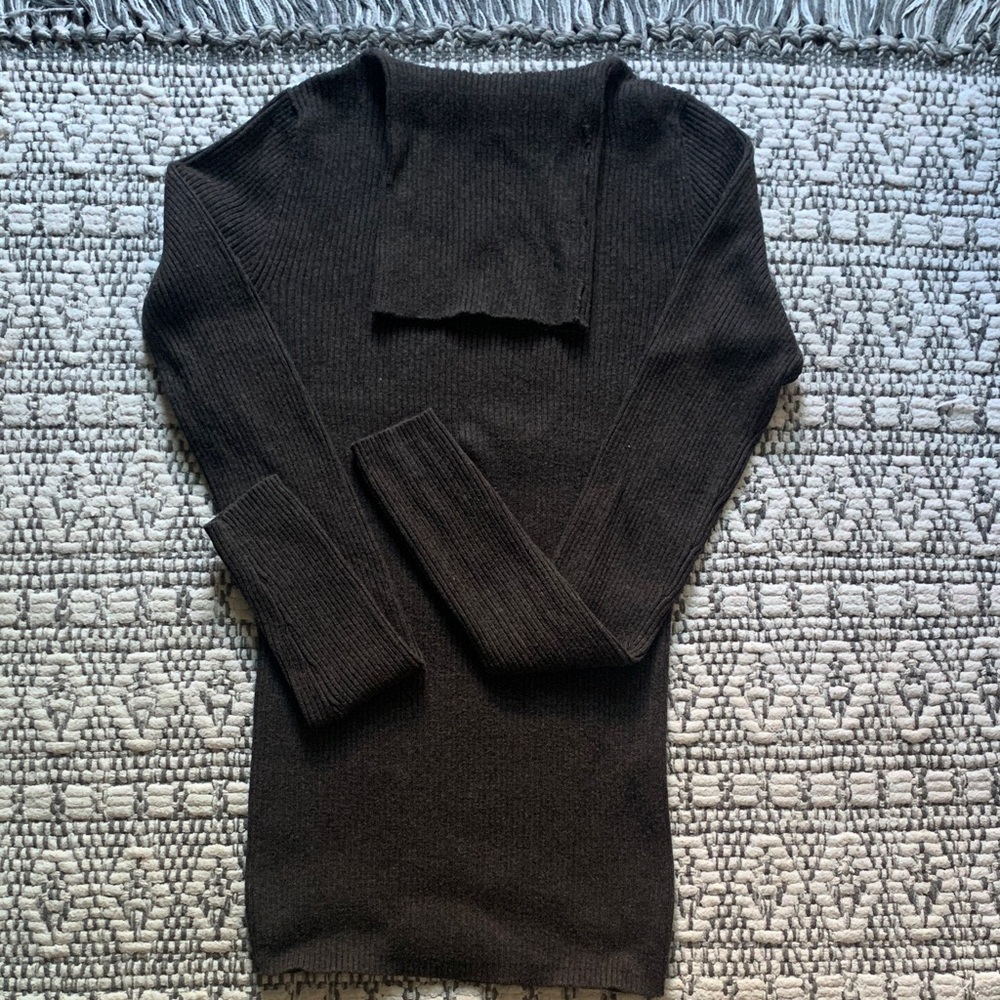 Moda International Brown Turtleneck Sweater